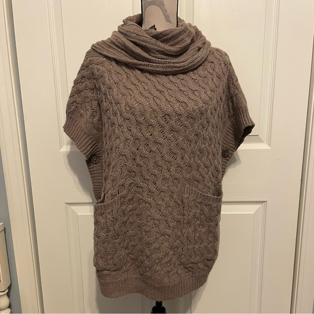🌾SALE🌾Anthropologie Taupe sweater